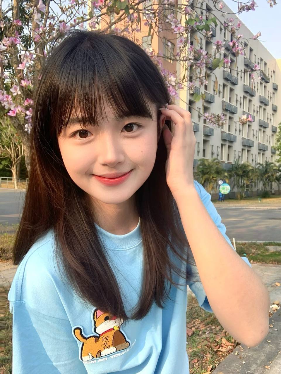 包养女生高端圈避坑指南：掌握3大核心行为，规避风险保持长期关系