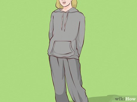 Go for this relaxed, athletic look when it starts to get colder outside.