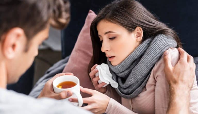 如何正确照顾生病的女友：用心呵护不崩溃